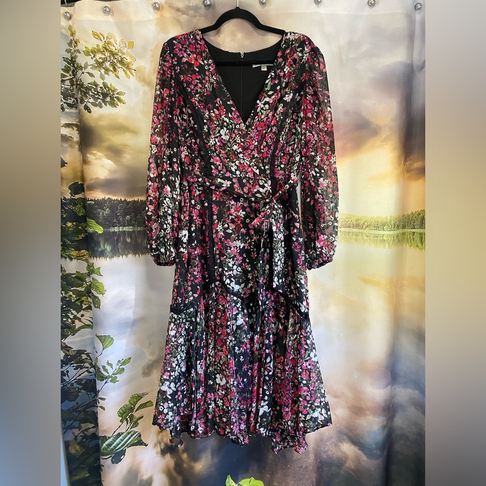 Danny & Nicole Floral Dress